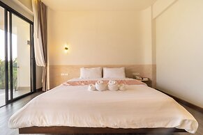 The Grace Amphawa Resort