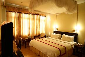 New Safari Hotel