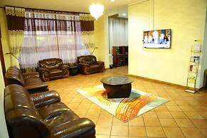 New Safari Hotel