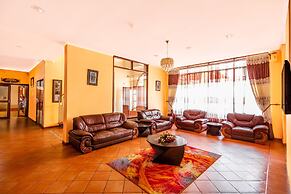 New Safari Hotel