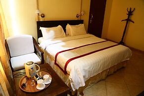 New Safari Hotel