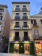 Studio Apartments Centro Storico Via Manno