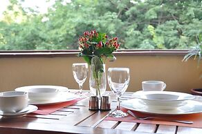 Cerenata Gardens Suites