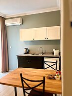 Two Seas Hotel