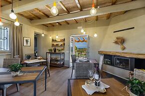 Tenuta Petra Bianca