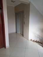 Rich Hotel