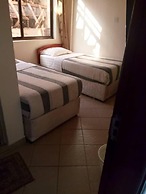Rich Hotel