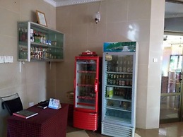 Rich Hotel