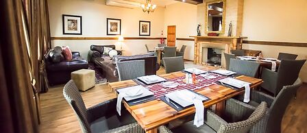 Border Hotel