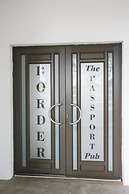 Border Hotel