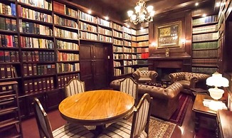 Border Hotel