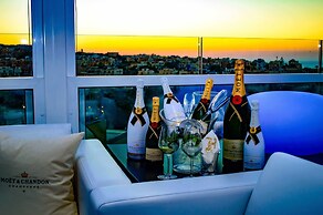 H Hotel