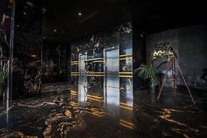 H Hotel