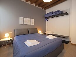 Venice Style Apartments