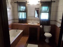 Foundry Guest Lodge