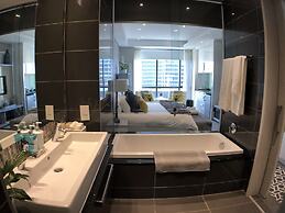 Sandton Skye Suite 604