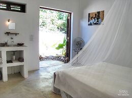 La Cueva Eco-Lodge