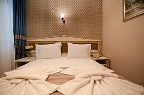 Mevlana Hotel