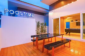 Pooltime Villa
