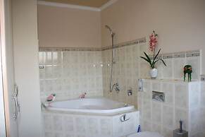 Villa-candilabra