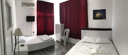 Pinar Motel 2022-33-0198