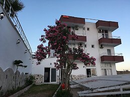 Pinar Motel 2022-33-0198