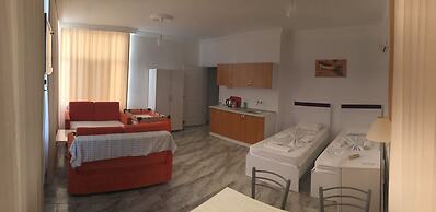 Pinar Motel 2022-33-0198