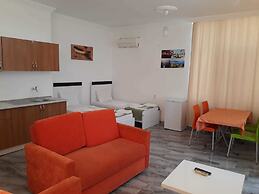Pinar Motel 2022-33-0198