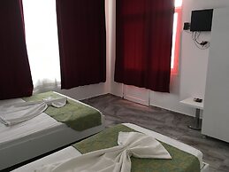 Pinar Motel 2022-33-0198