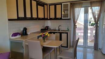 Amazing Sea View Apartment- Adults Only