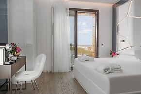 The Promenade Luxury Wellness Hotel