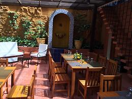 Casa Roces Bed and Breakfast