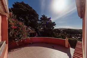 Shepinetree - Capela House
