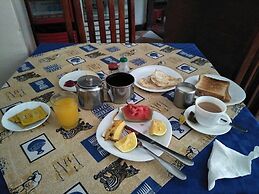 Meru House Inn