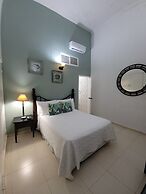 Hotel Class Colonial