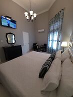 Hotel Class Colonial