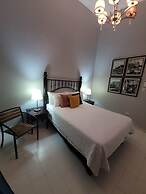 Hotel Class Colonial