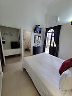 Hotel Class Colonial