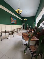 Hotel Class Colonial