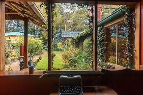 Lawns Hotel