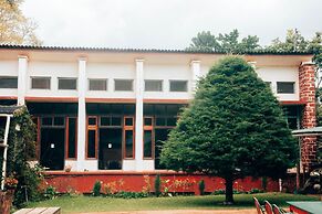 Lawns Hotel