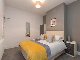 Townhouse @166 Ruskin Rd