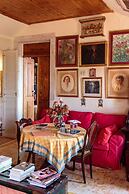Shepinetree - Pinheira House