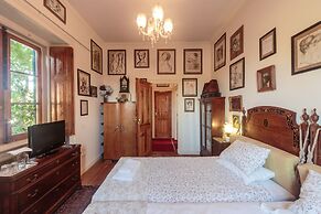 Shepinetree - Pinheira House