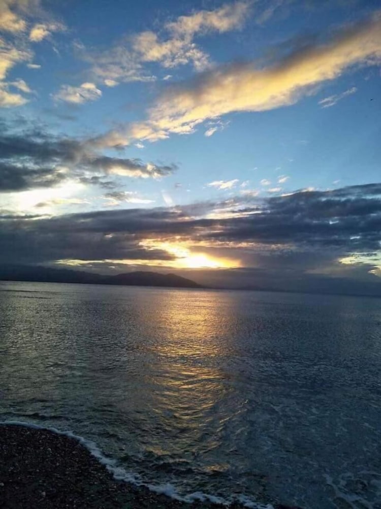 Aundanao Oasis Beach