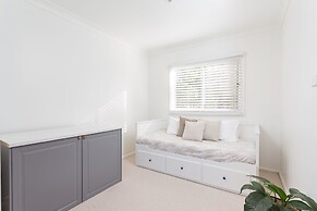 Surf Side Retreat
