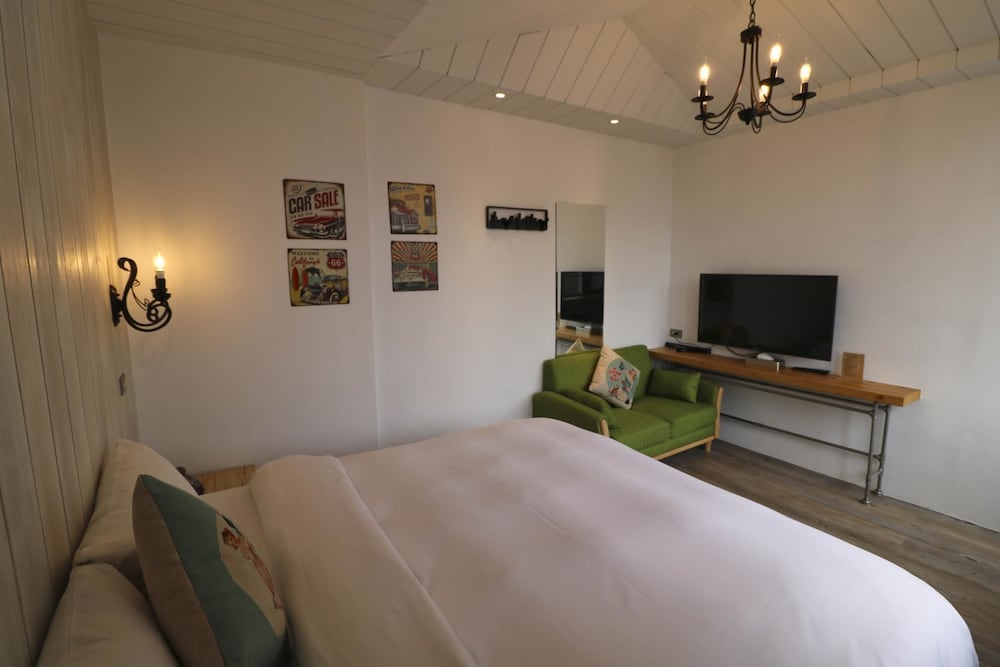 Pinestone Inn