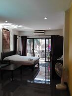 Faa Apartment