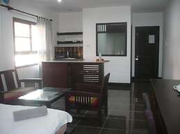 Faa Apartment