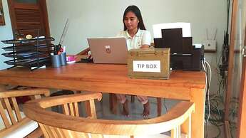 Gili Tenda Resort